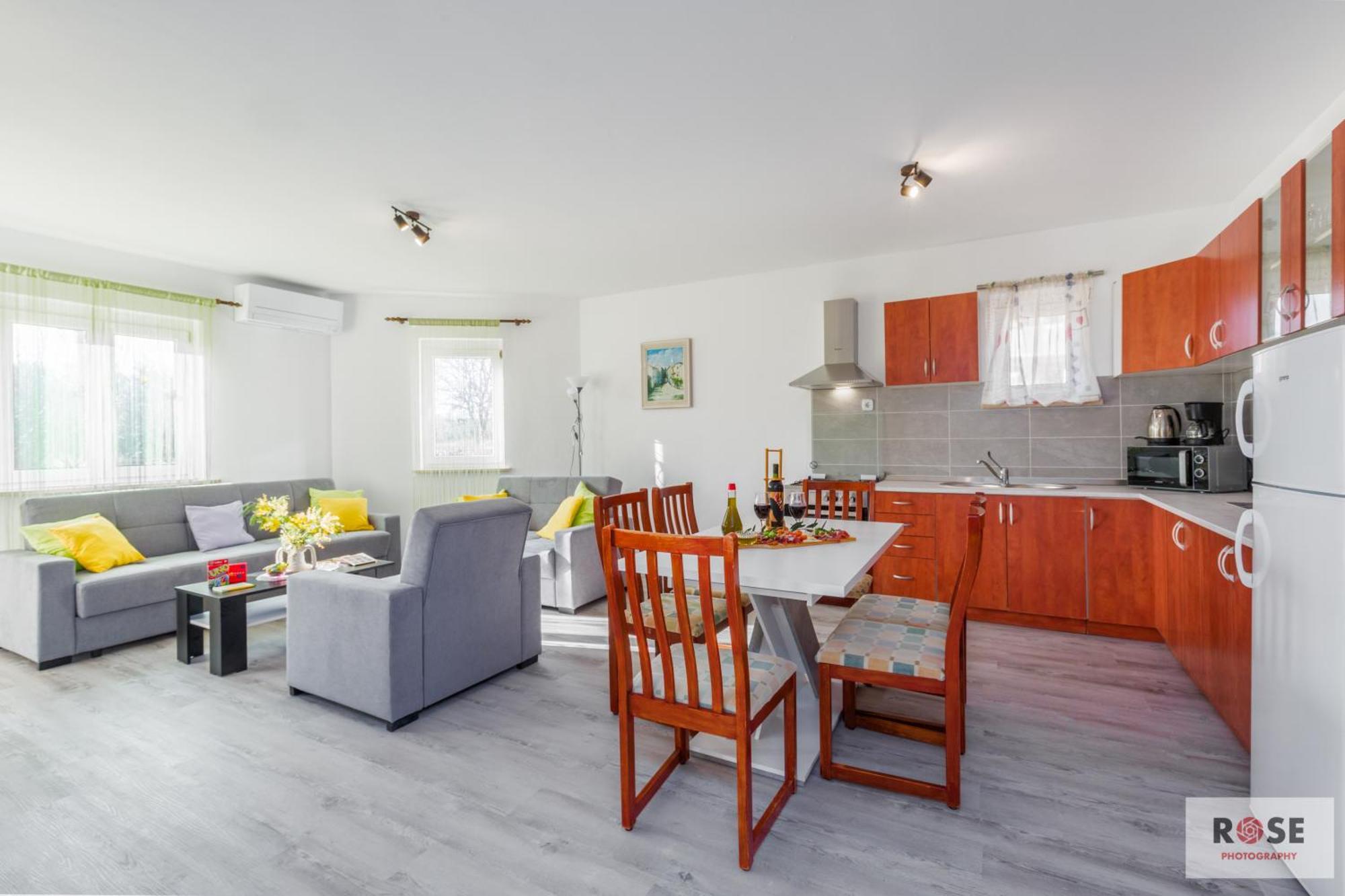 Apartmani Natasa فيرسار المظهر الخارجي الصورة